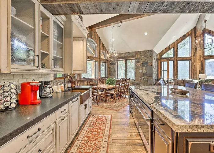 Walk To Lift: Luxe W/ Hot Tub In Copper Mtn * Copper Mountain