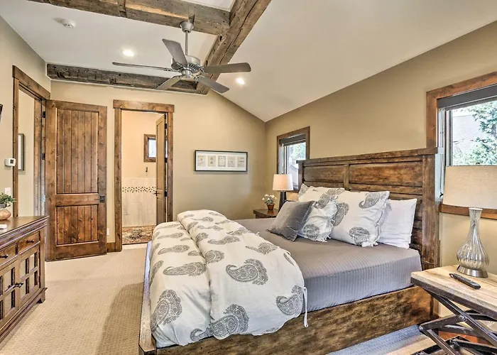 Villa Walk To Lift: Luxe W/ Hot Tub In Copper Mtn *