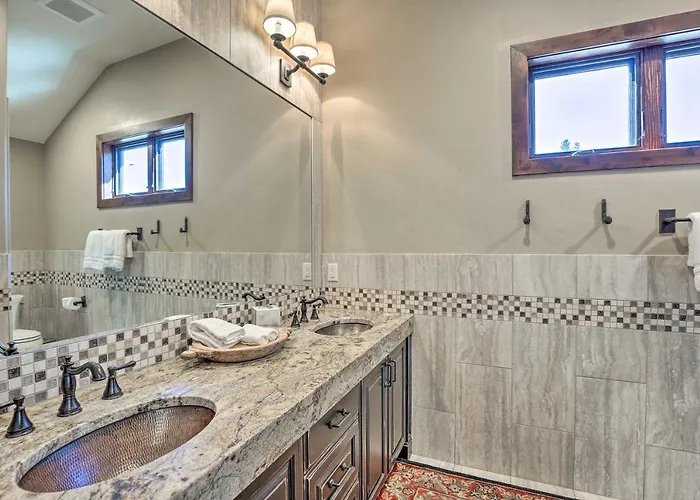 Walk To Lift: Luxe W/ Hot Tub In Copper Mtn * Copper Mountain