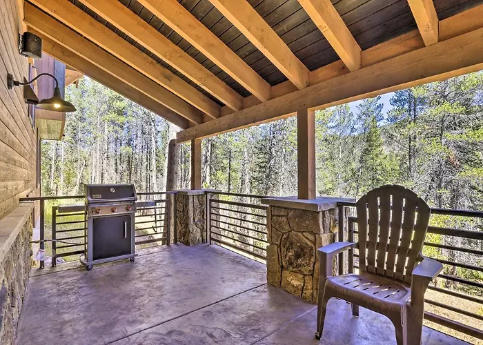 Walk To Lift: Luxe W/ Hot Tub In Copper Mtn Villa