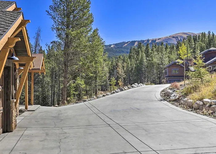Walk To Lift: Luxe W/ Hot Tub In Copper Mtn Villa